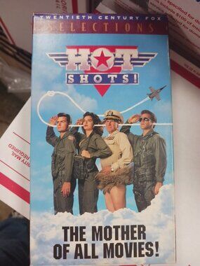 Hot Shots VHS 1991 Charlie Sheen